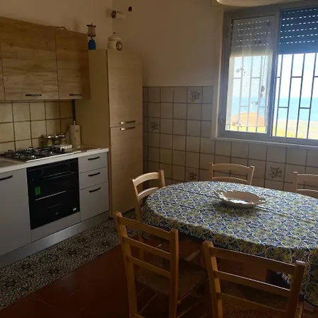Maison Rosita Nyaraló