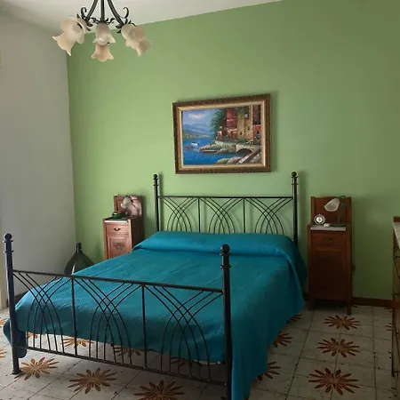 Maison Rosita Montargano